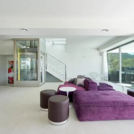 Casa Cristiano Villa *